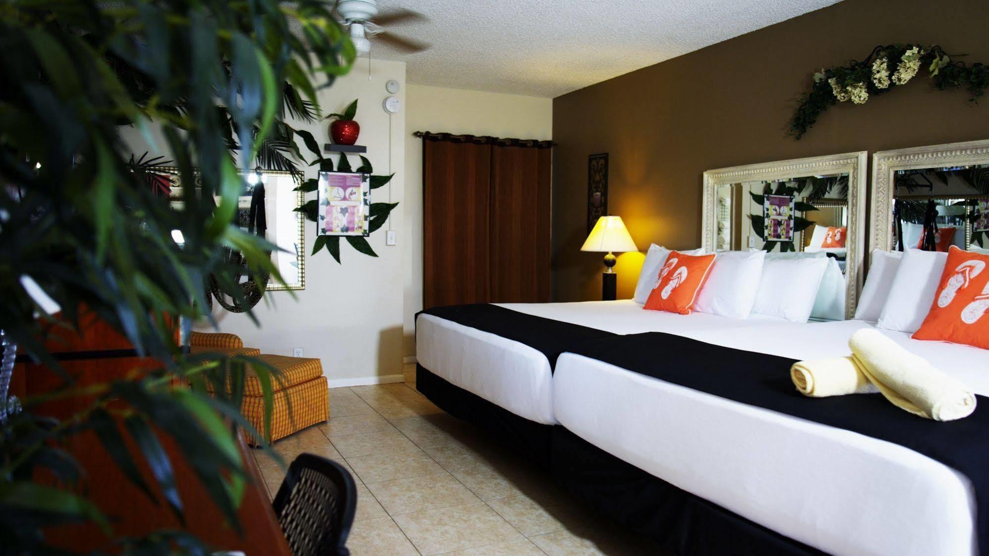 Rooftop Resort - Clothing Optional - Adult Only Hollywood Exterior photo
