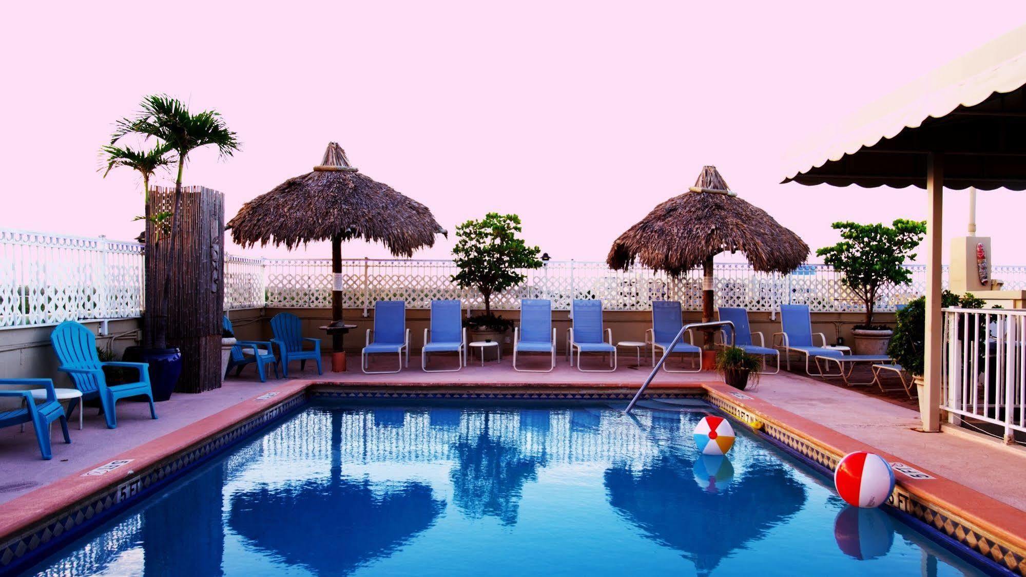 Rooftop Resort - Clothing Optional - Adult Only Hollywood Exterior photo